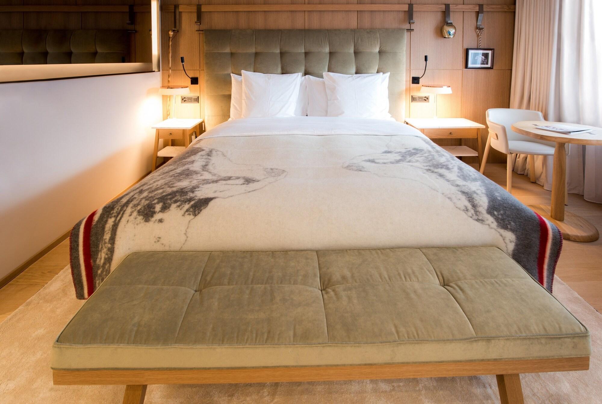 Schweizerhof Zermatt - A Small Luxury Hotel Екстериор снимка