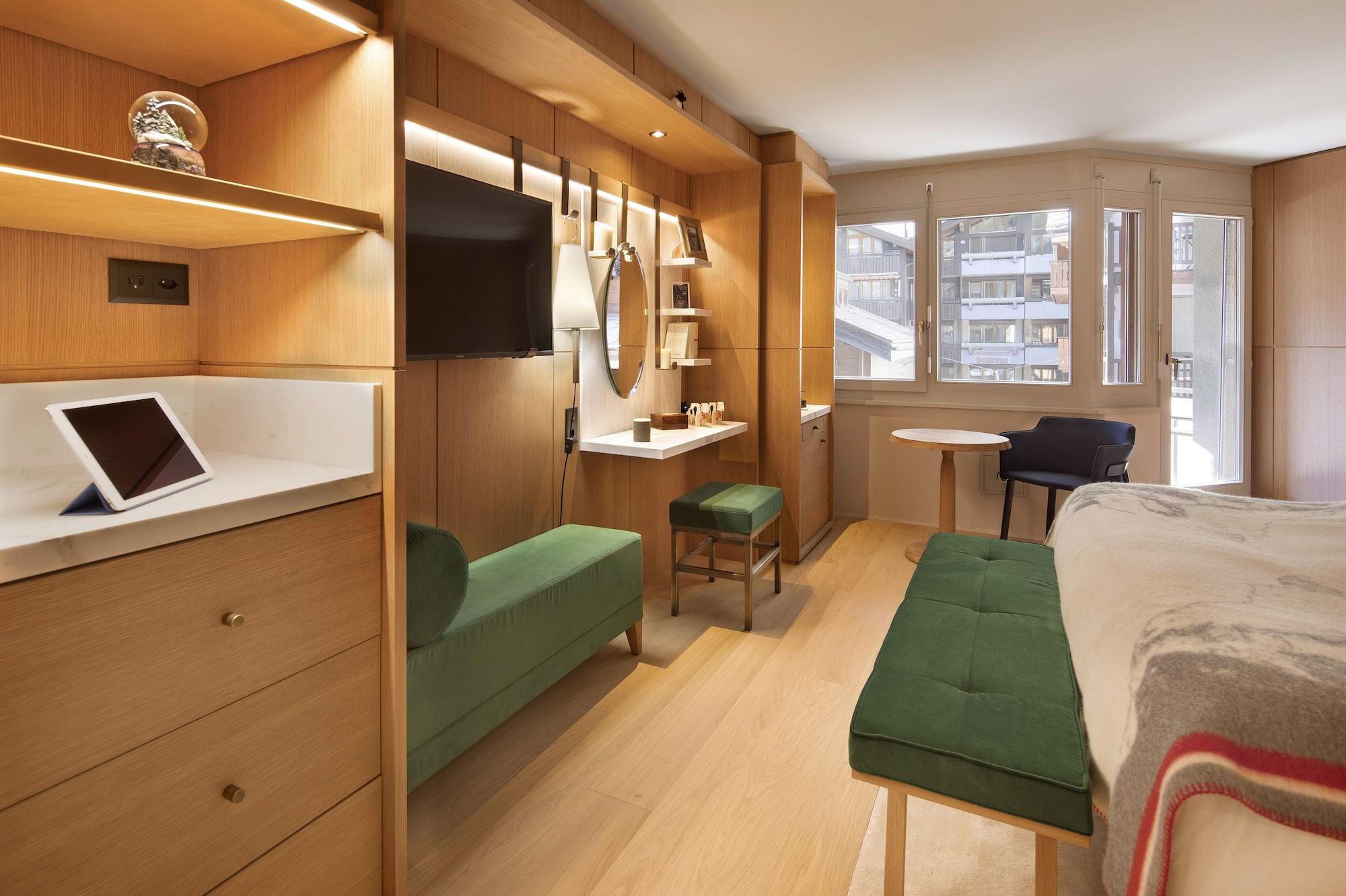 Schweizerhof Zermatt - A Small Luxury Hotel Екстериор снимка
