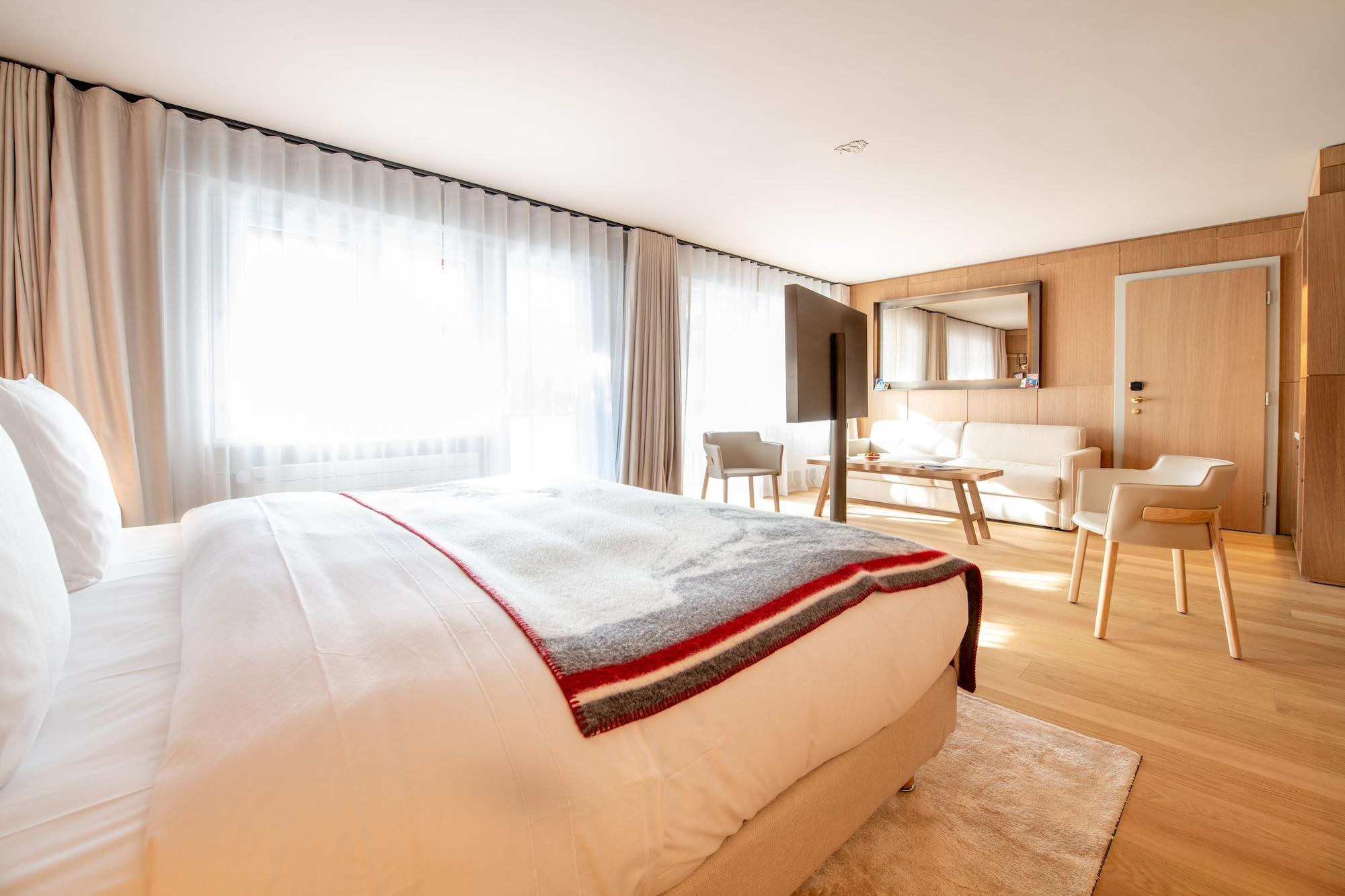 Schweizerhof Zermatt - A Small Luxury Hotel Екстериор снимка