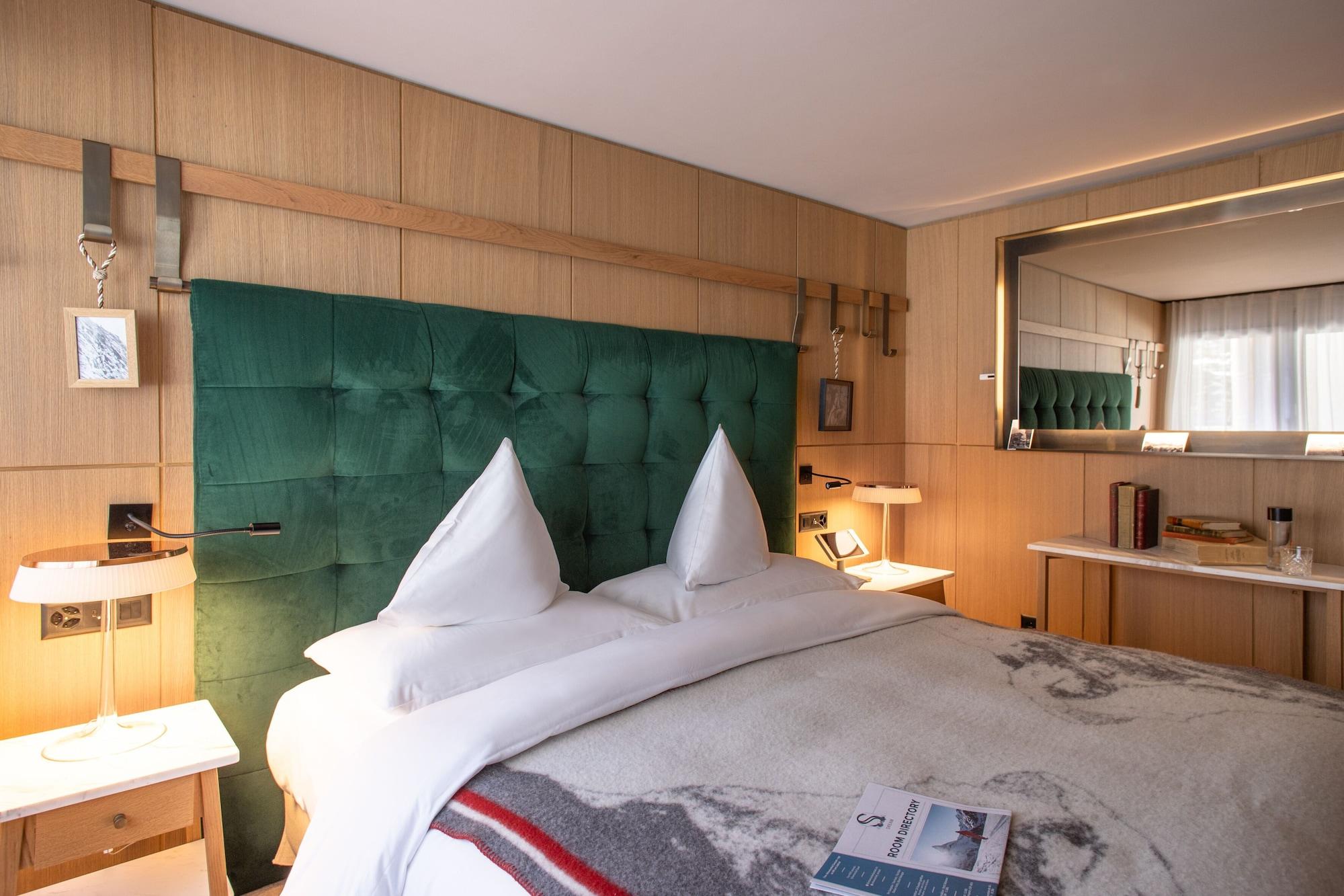 Schweizerhof Zermatt - A Small Luxury Hotel Екстериор снимка
